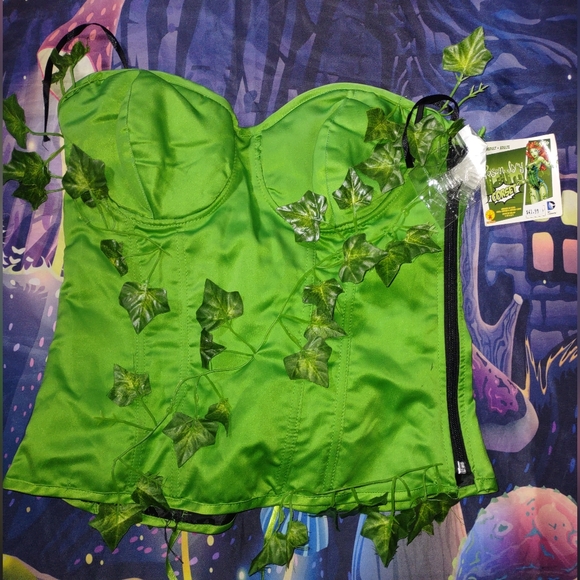 Poison ivy corset - Picture 9 of 12